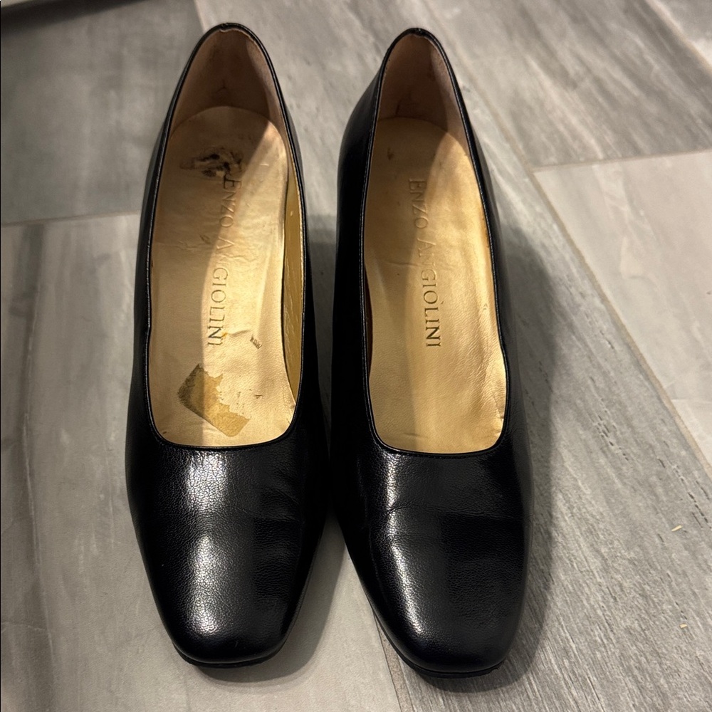 Enzo Angiolini Cortina Black Leather Pumps